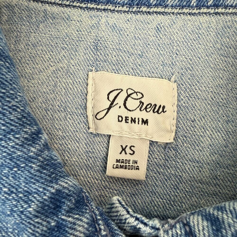 J. CREW light blue wash fitted denim jacket - Picture 8 of 16
